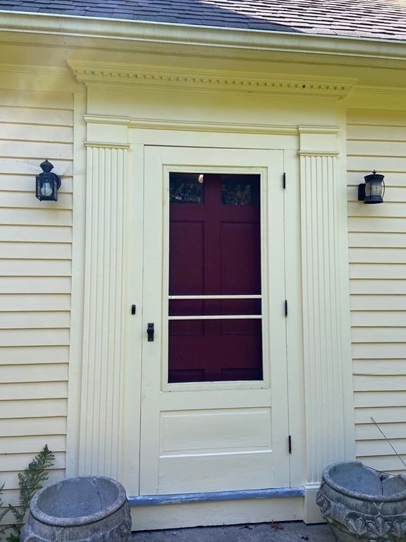 786 N Pleasant St, Amherst, MA 01002 - photo 4