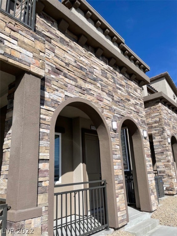 6426 Spring Jog St, Las Vegas, NV 89166 - photo 2