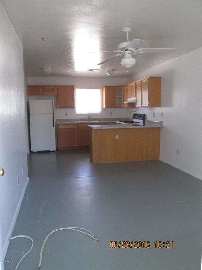439 E 1st St unit Rear, Tucson, AZ 85705 - photo 3