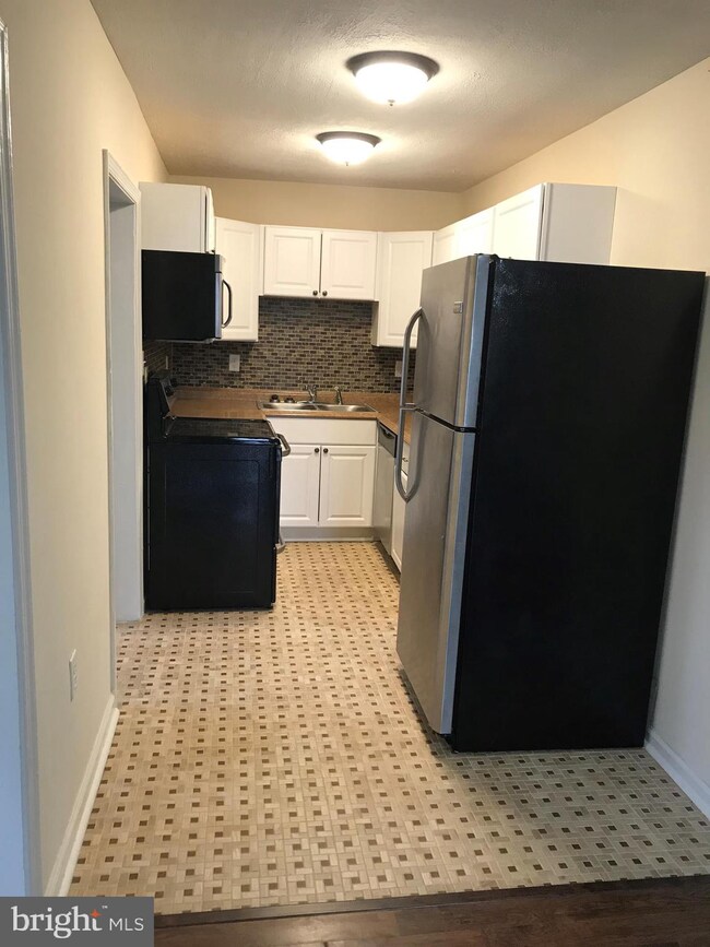 4852 River Rd unit A1 APARTMENT, Shepherdstown, WV 25443 - photo 6