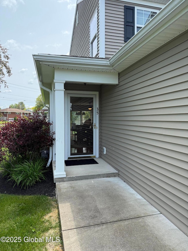 35 Governor Cir, Albany, NY 12208 - photo 2