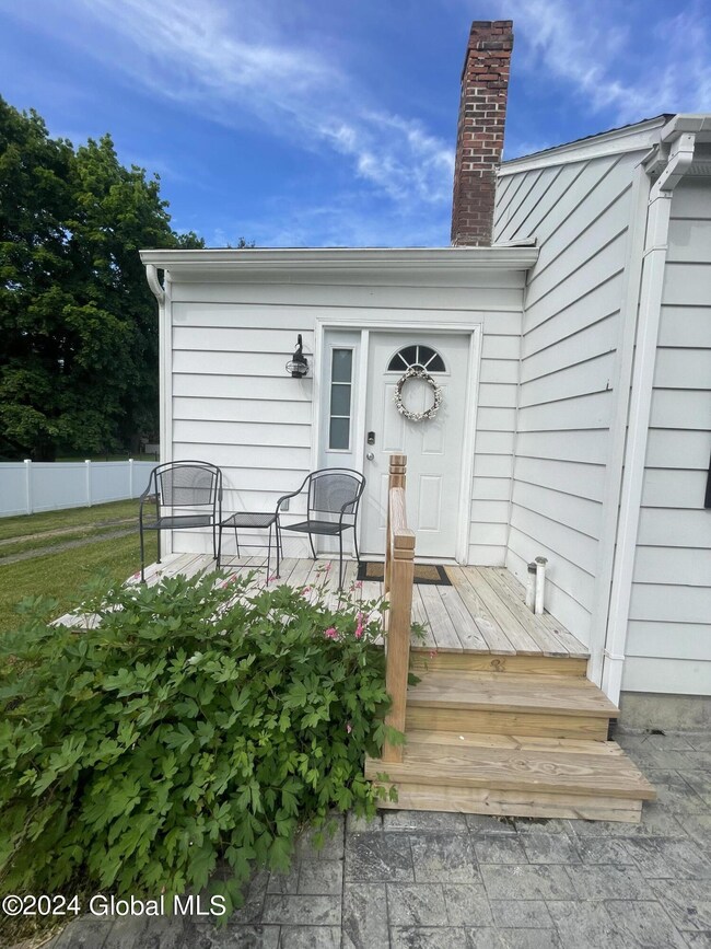 4 Downey Rd, Troy, NY 12180 - photo 3