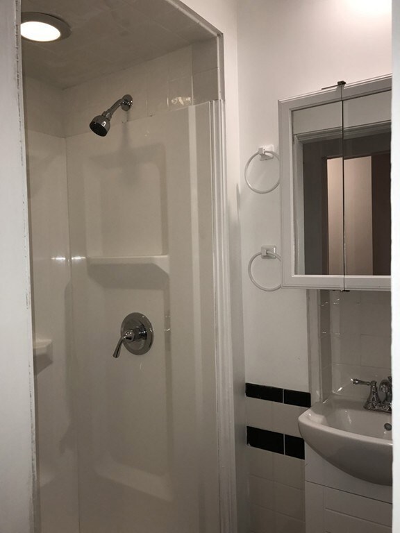 37 Union St unit 4, Boston, MA 02108 - photo 6