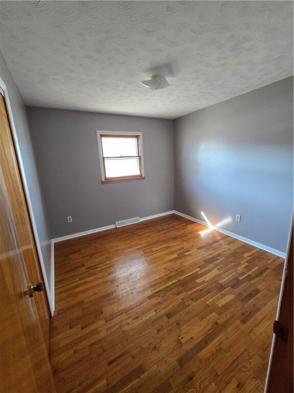 830 Crestview Dr, Mount Zion, IL 62549 - photo 6