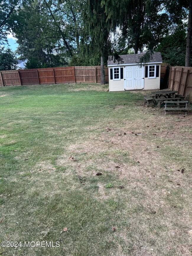 108 Apple Blossom Ln, Middletown, NJ 07748 - photo 2