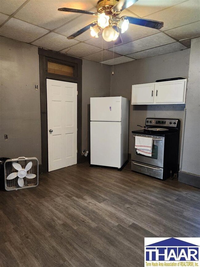 611 Gilbert Ave, Terre Haute, IN 47807 - photo 5