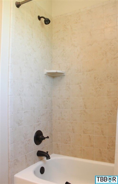 1733 S Pea Ridge Rd, Temple, TX 76502 - photo 7