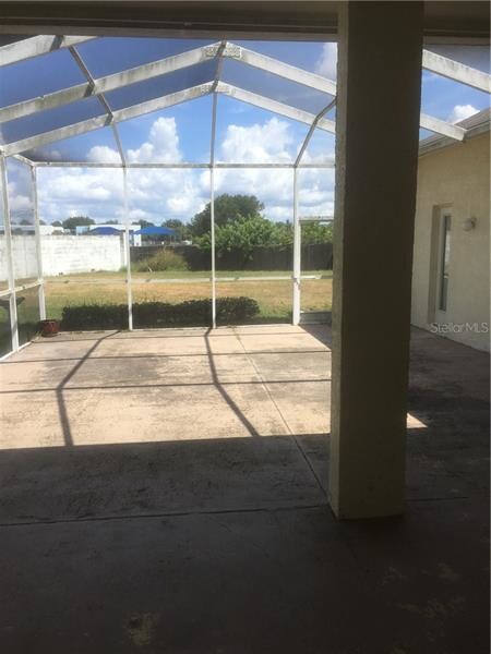 1332 Hatcher Loop Dr, Brandon, FL 33511 - photo 5