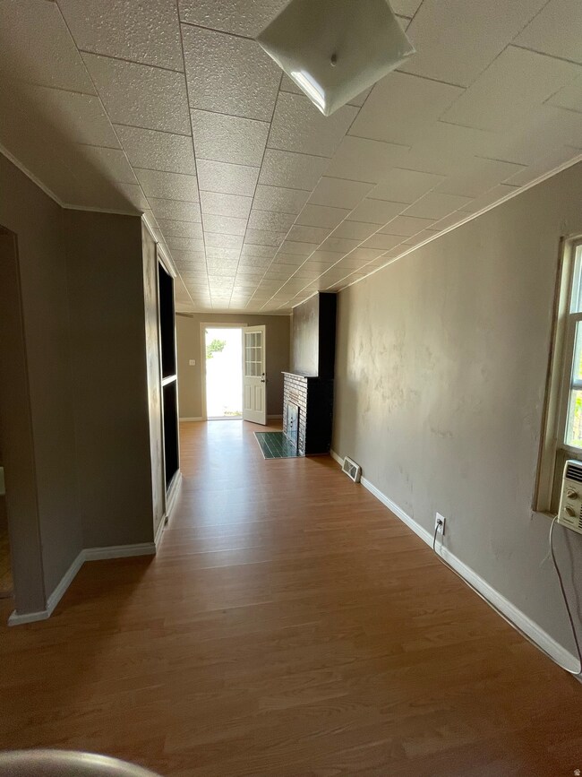 279 Hill St, Helper, UT 84526 - photo 5