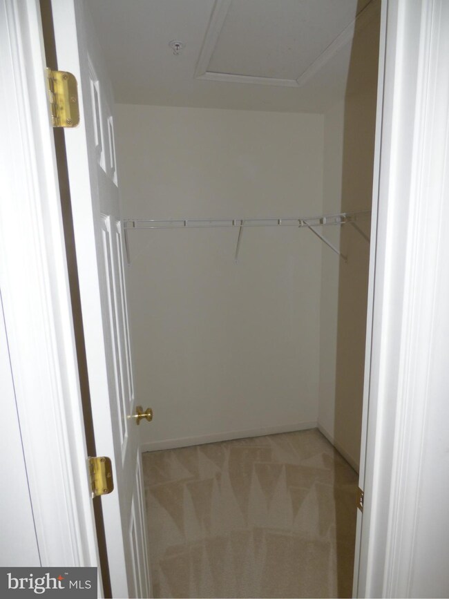 21012 Sojourn Ct, Germantown, MD 20876 - photo 6