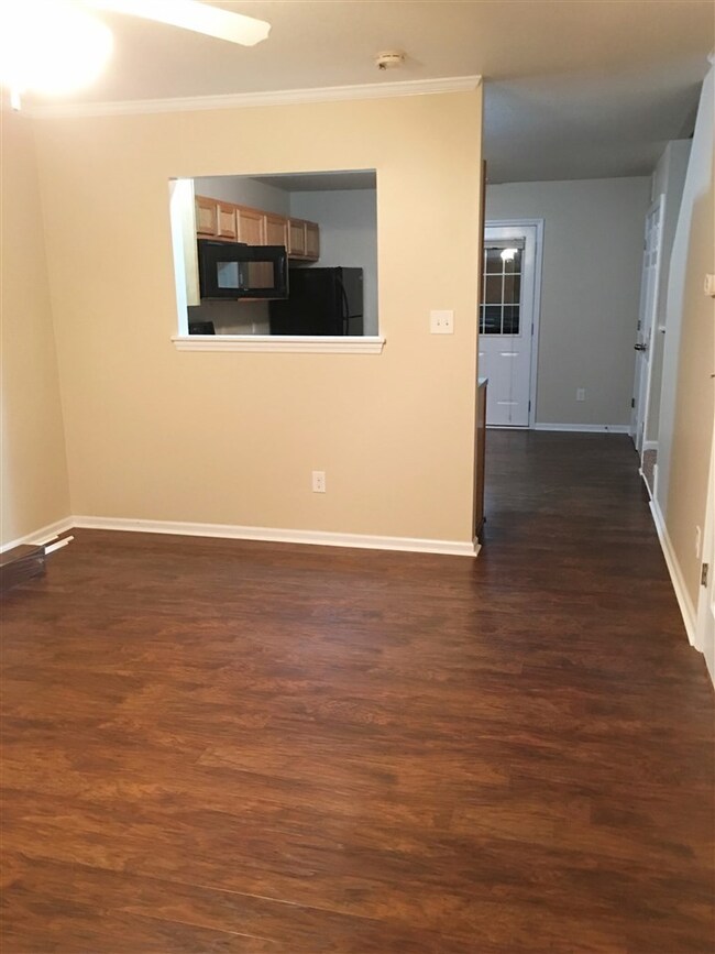 301 Doris Place Dr, Jacksonville, NC 28540 - photo 2