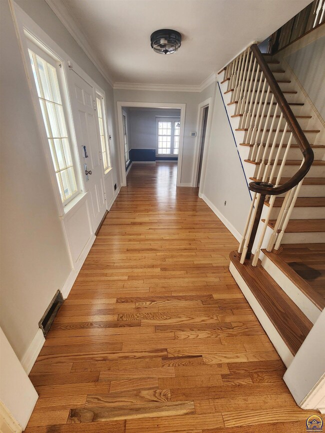 807 SW Terrace Ave, Topeka, KS 66611 - photo 5