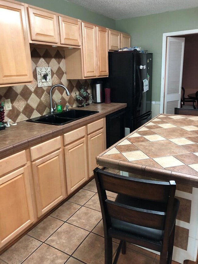 201 Rachelle Dr, Oxford, MS 38655 - photo 2