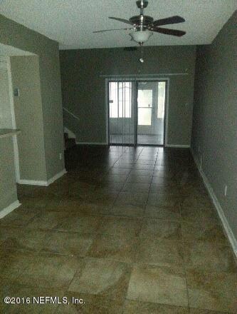 7656 Jana Ln S, Jacksonville, FL 32210 - photo 2