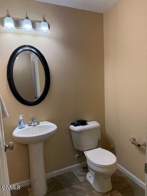 821 Bremner Ave, Bismarck, ND 58503 - photo 6