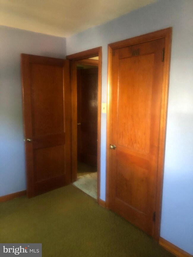 355 W Vine St, Hatfield, PA 19440 - photo 6