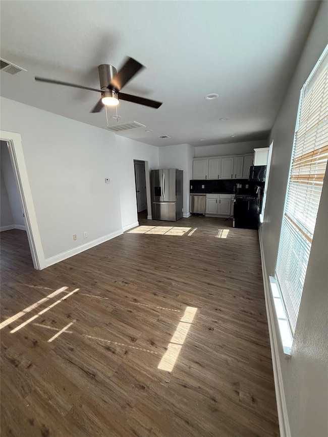 1313 Delano St, Austin, TX 78721 - photo 4