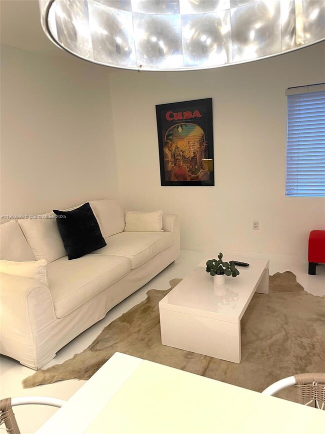 1616 Euclid Ave unit 14, Miami Beach, FL 33139 - photo 5