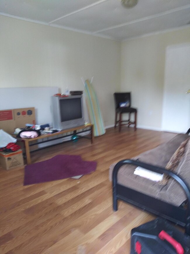 2871 Village Green Dr, Macon, GA 31206 - photo 2