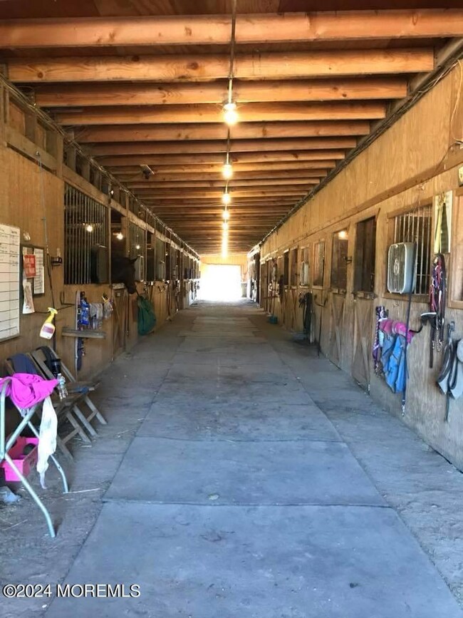1064 Maxim Southard Rd unit Equestrian Facility, Howell, NJ 07731 - photo 3