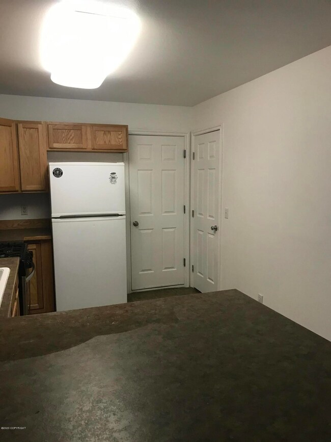 3109 Willow St unit A, Anchorage, AK 99517 - photo 4
