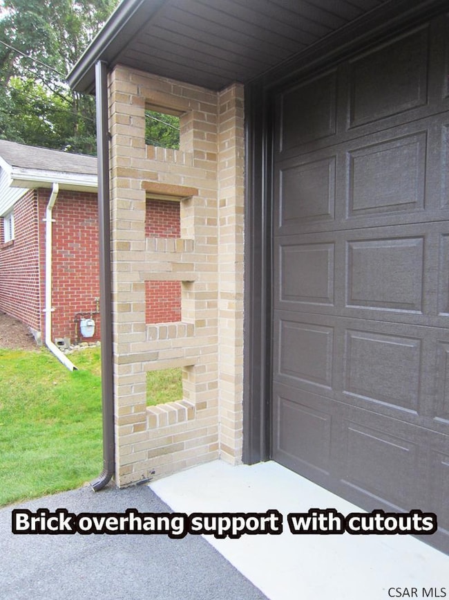 460 Clarence St, Johnstown, PA 15905 - photo 2