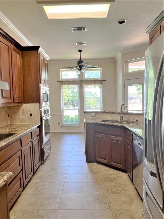 7004 Oak Hills Ct, North Richland Hills, TX 76182 - photo 6