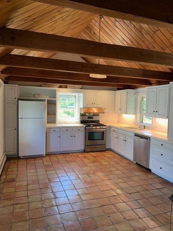 182 Gannett Rd, Scituate, MA 02066 - photo 2