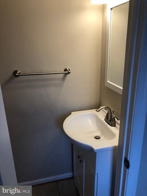 7331 Shady Glen Terrace, Capitol Heights, MD 20743 - photo 2