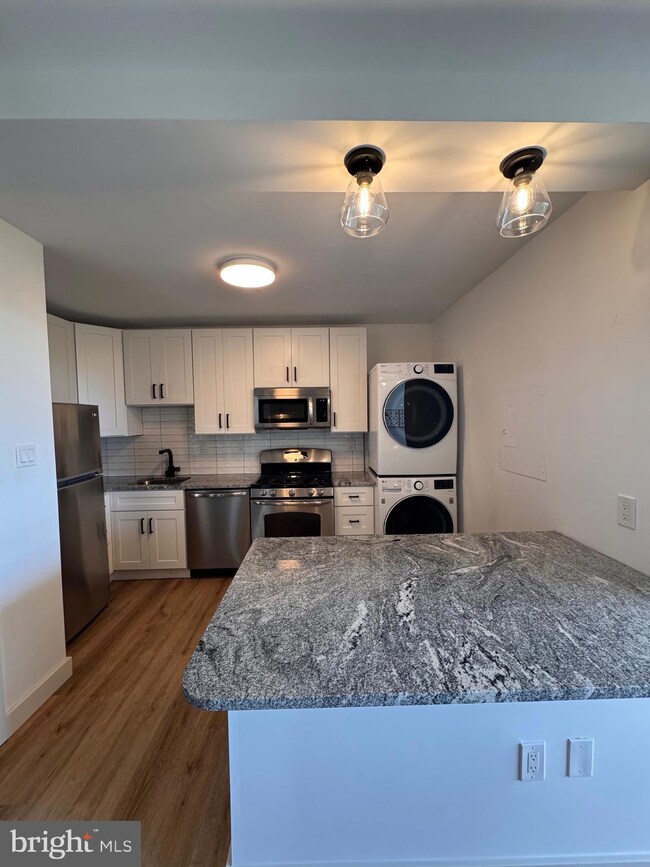 Skyline Plaza unit 908S, Falls Church, VA 22041 - photo 3