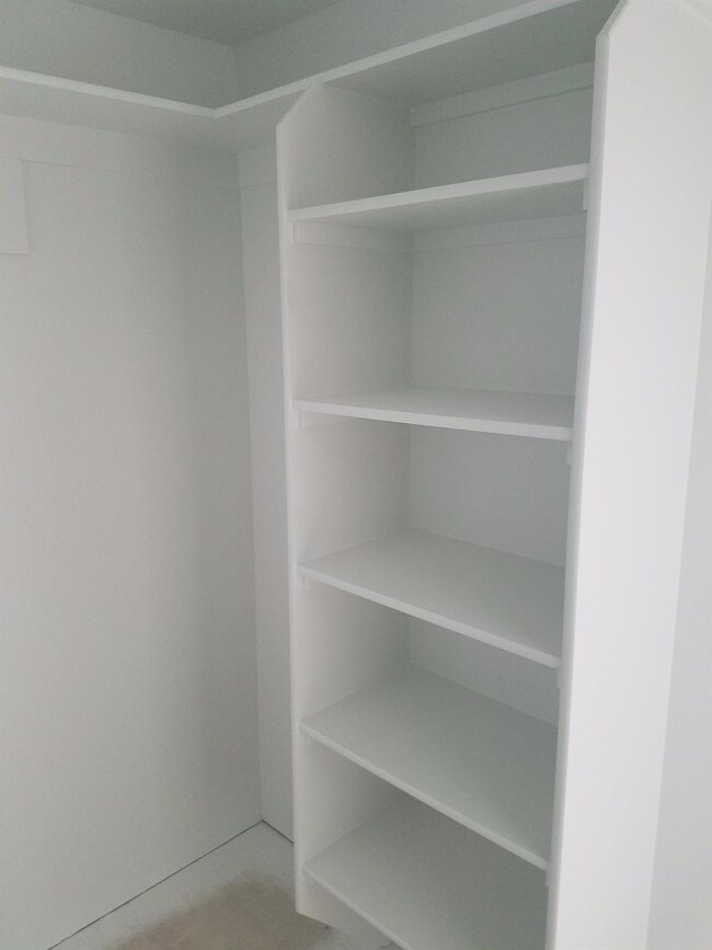 8380 Kyra Ln, White City, OR 97503 - photo 6