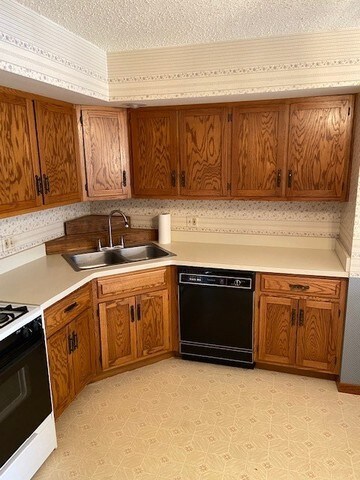 109 Caterpillar Dr unit 1C, Joliet, IL 60436 - photo 2