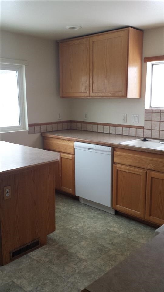 408 Garland St, Nampa, ID 83686 - photo 5