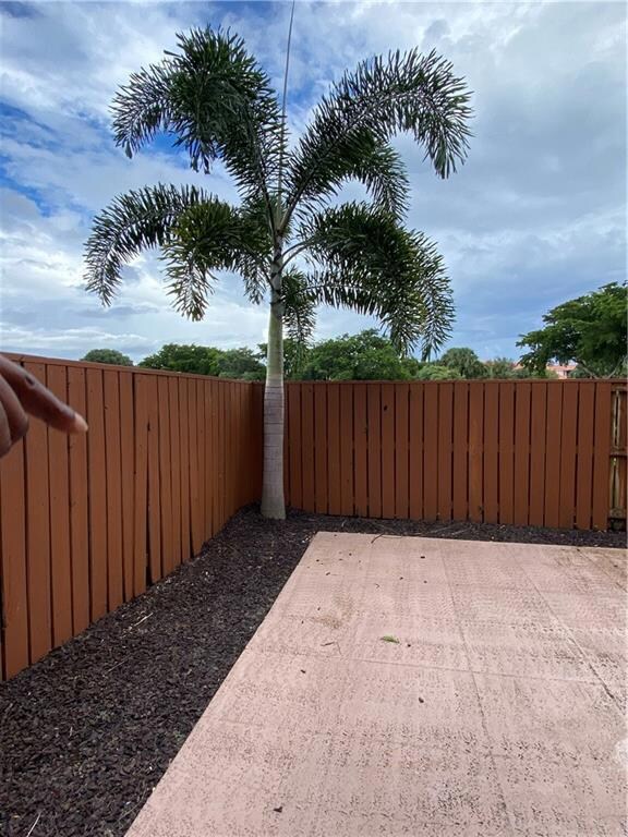 Enter the townhouse courtyard for privacy and enjo