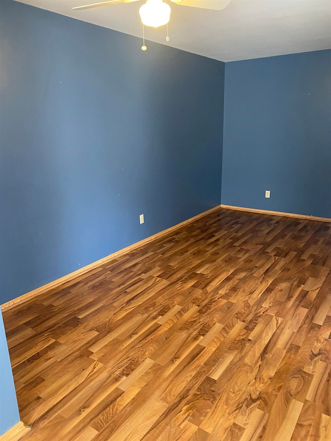 1816 Miller St unit 4, West Bend, WI 53095 - photo 4