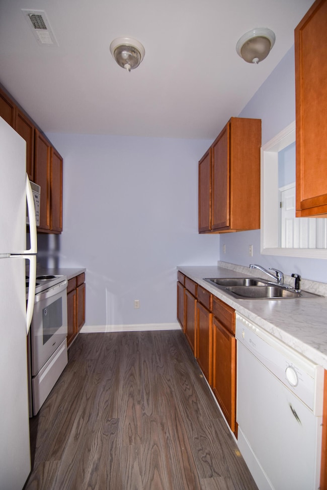 4743 Skillmaster Court-03