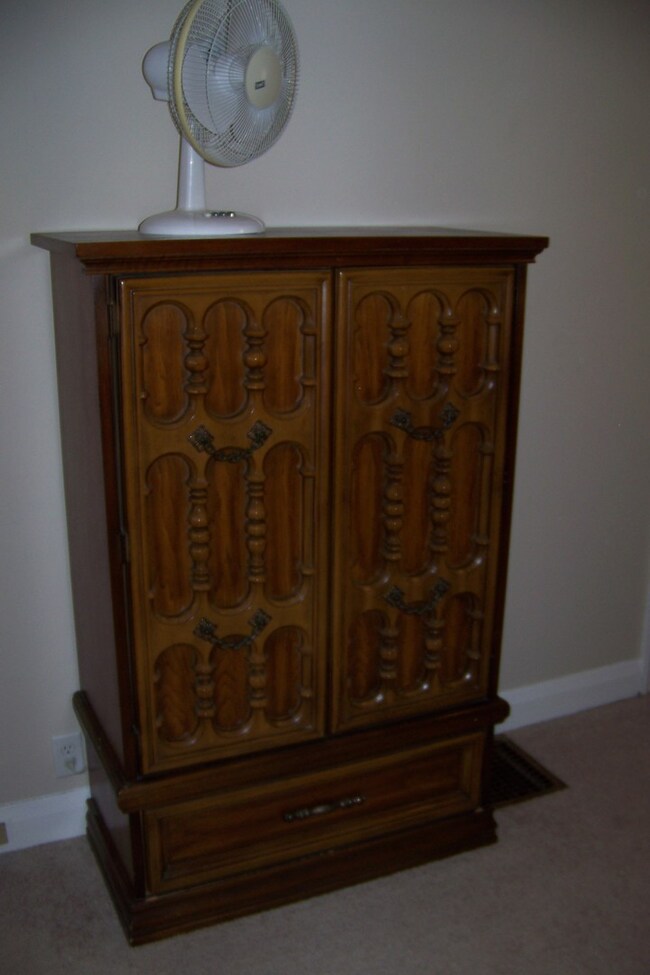 1411 Hill Ave, Wheaton, IL 60187 - photo 7