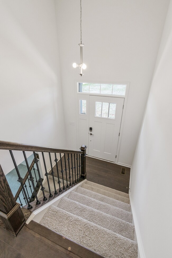 1615 Bentz Way, Batavia, IL 60510 - photo 3