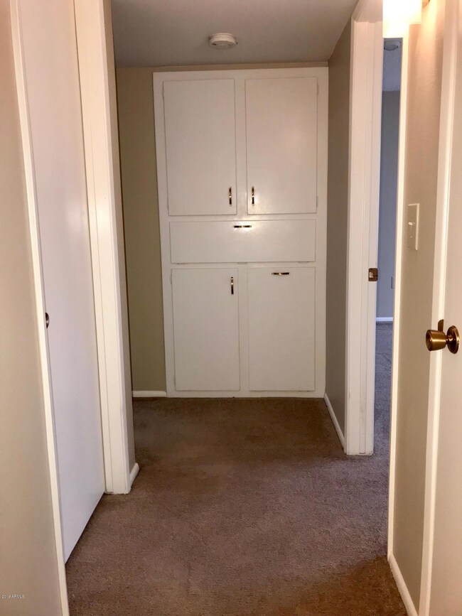 11127 W Desert Butte Dr unit 15C, Sun City, AZ 85351 - photo 7