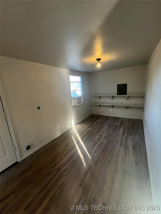 209 11th Ave NW, Ardmore, OK 73401 - photo 5