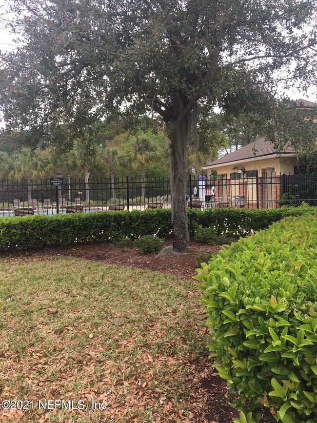 4813 Playschool Dr, Jacksonville, FL 32210 - photo 2