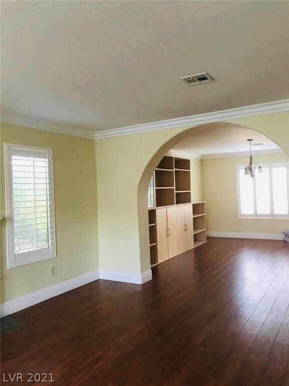 9452 Navy Blue Ct, Las Vegas, NV 89117 - photo 5