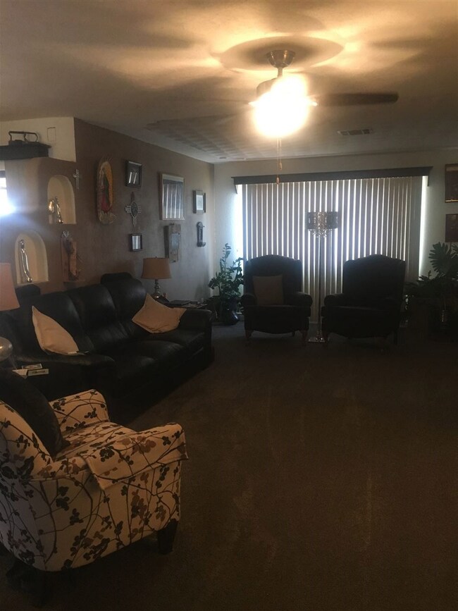 1802 Abbott Ave, Alamogordo, NM 88310 - photo 3
