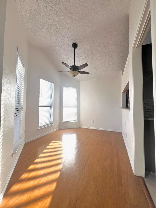 17490 Meandering Way unit 1711, Dallas, TX 75252 - photo 6