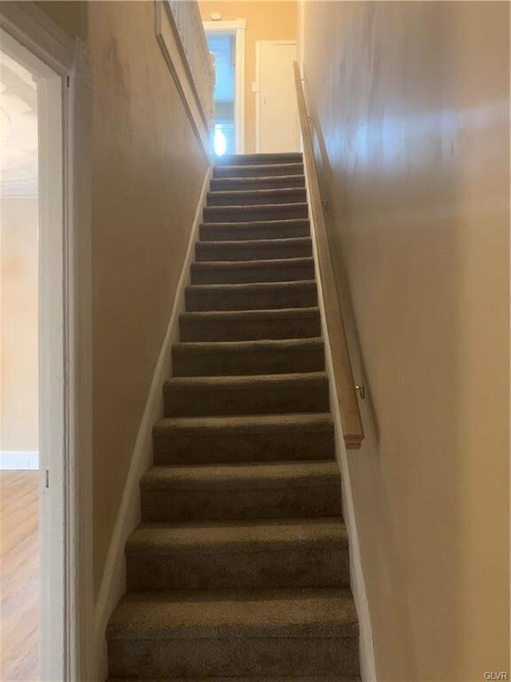 630 Wyandotte St, Bethlehem, PA 18015 - photo 6