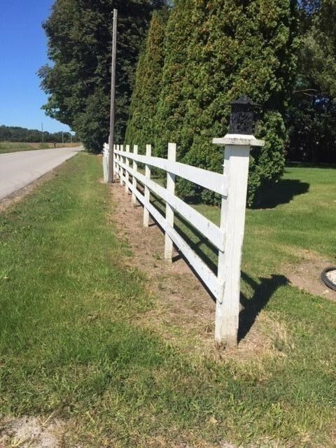 4203 N 175 E, La Porte, IN 46350 - photo 2