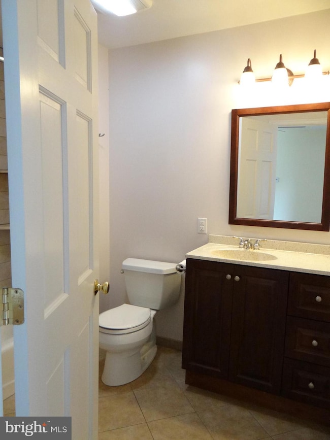 841 Old Lancaster Rd unit C, Berwyn, PA 19312 - photo 4