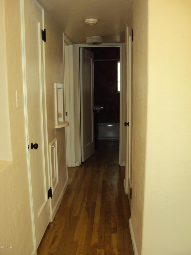 1921 E 8th St, Tucson, AZ 85719 - photo 7