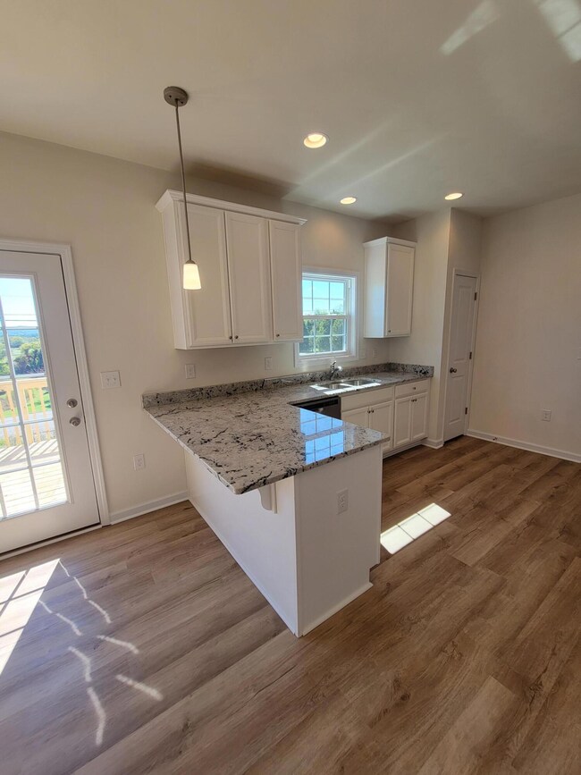 BM-56 Kitchen (1)