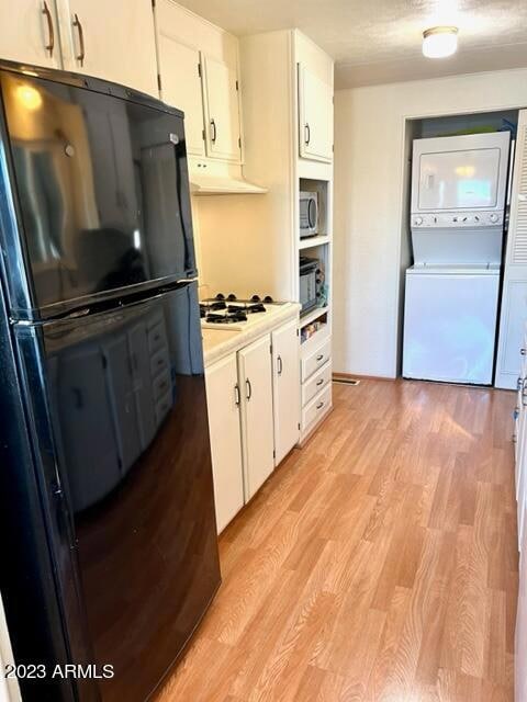 3RD VEIW OF KTCHEN AND LAUNDRY AREA 349